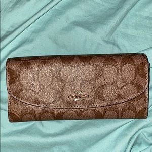Authentic coach leather wallet.